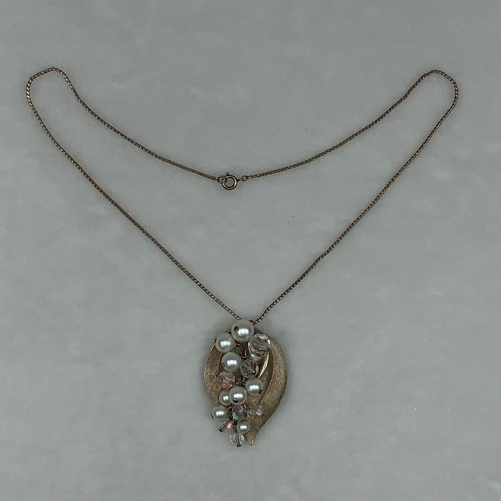 Vintage Faux Pearl Pendant